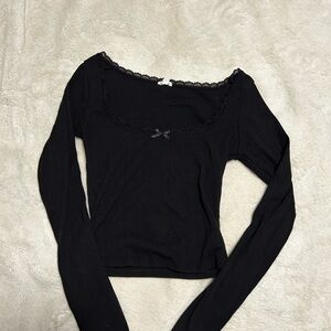 Black Lace Trim Long Sleeve Top